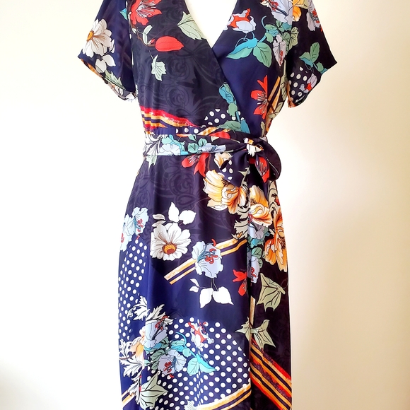 Aleta Navy Blue Print Short Sleeve Surplice Maxi Dress - Picture 7 of 13